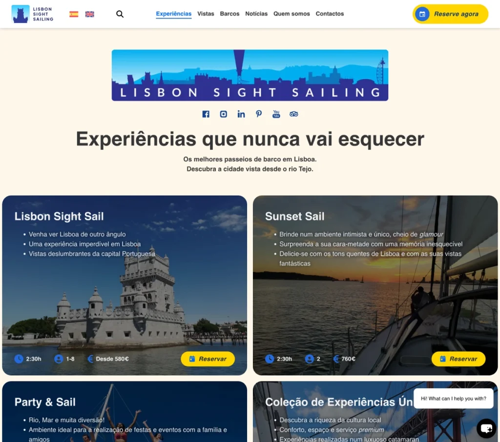 Página de experiências do website Lisbon Sight Sailing, desenhado por OMeuSite.pt, mostrando opções de passeios de barco em Lisboa com fotos da Torre de Belém e um pôr-do-sol no Tejo.